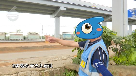 DƬ